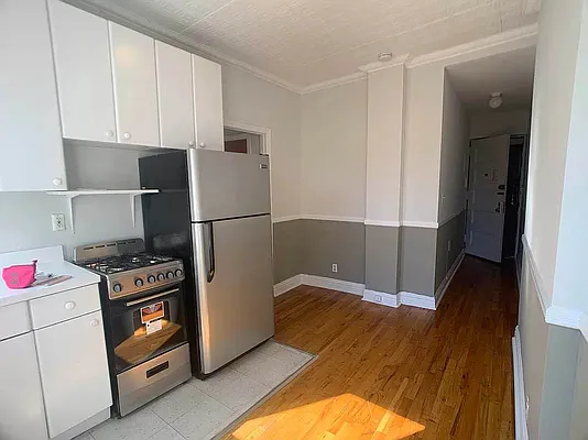 Rented by J PRESTON AND ASSOCIATES INC | media 2