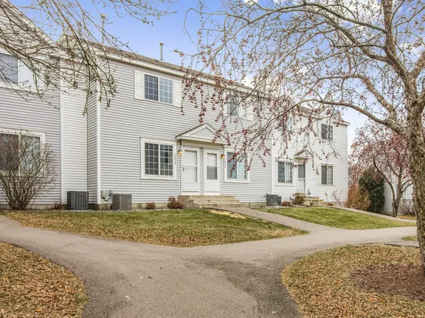 13034 Durum Ct, Eden Prairie, MN 55347