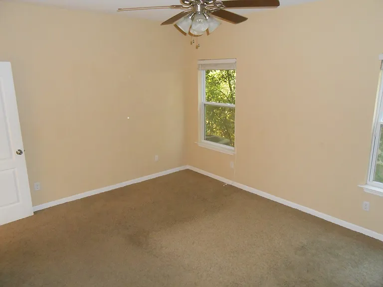 1315 N. Duval Street — Photo 8