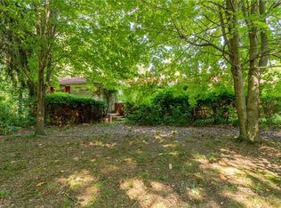 4275 Abbe Rd, Sheffield Village, OH 44054