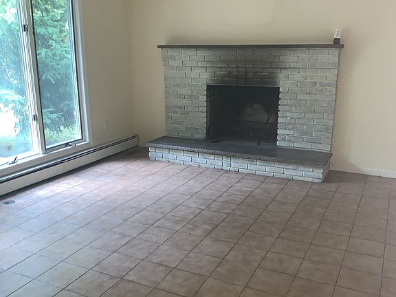 Additional Living Room