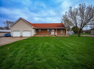 1610 Maple Grove Rd, Chillicothe, OH 45601