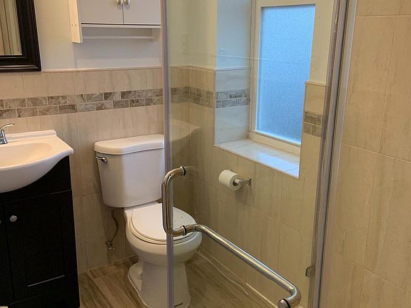 4th image of 1540 W Ritner St Floor 3