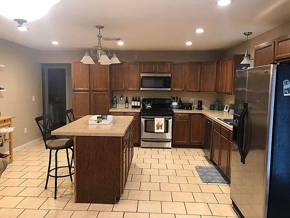 5th image of 31 Willow Ln