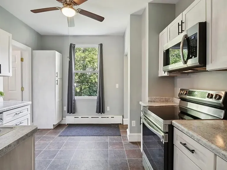 448 W College Ave #448 — Photo 5