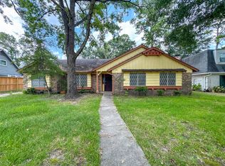 5907 Darkwood Dr, Houston, TX 77088