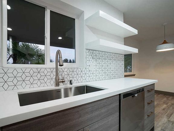 4th image of 772 W San Madele Ave