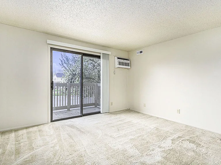 Concord Place Apartments — Photo 5
