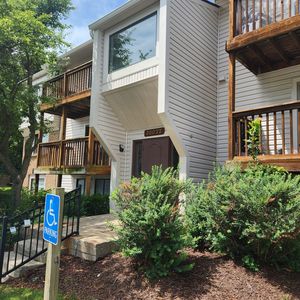 30022 W Twelve Mile Rd UNIT 1, Farmington Hills, MI, 48334