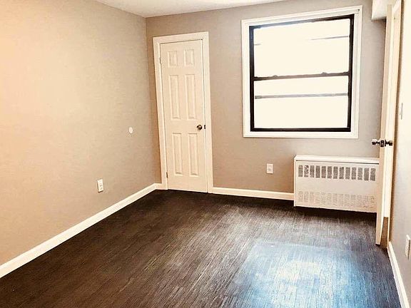 4th image of 831 Bartholdi St #3Z