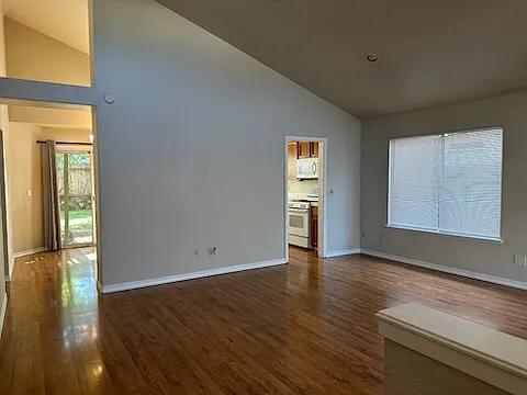 8320 Dalkeith Way — Photo 3