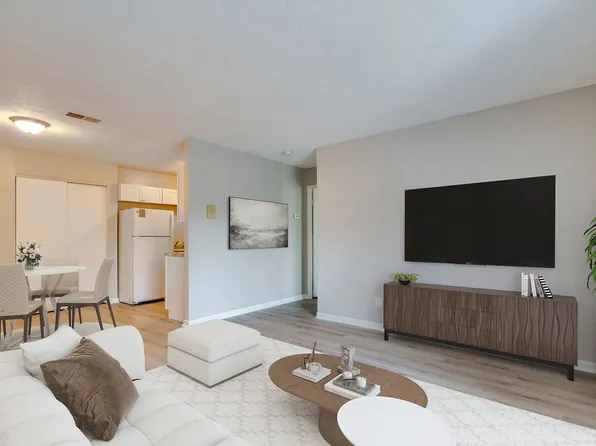 Auburn Park Apartments