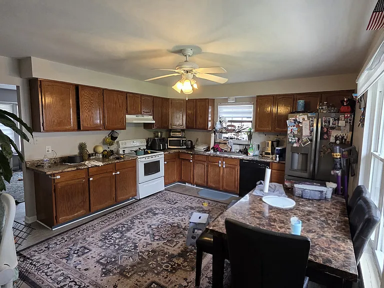 6115 Drexel St — Photo 5