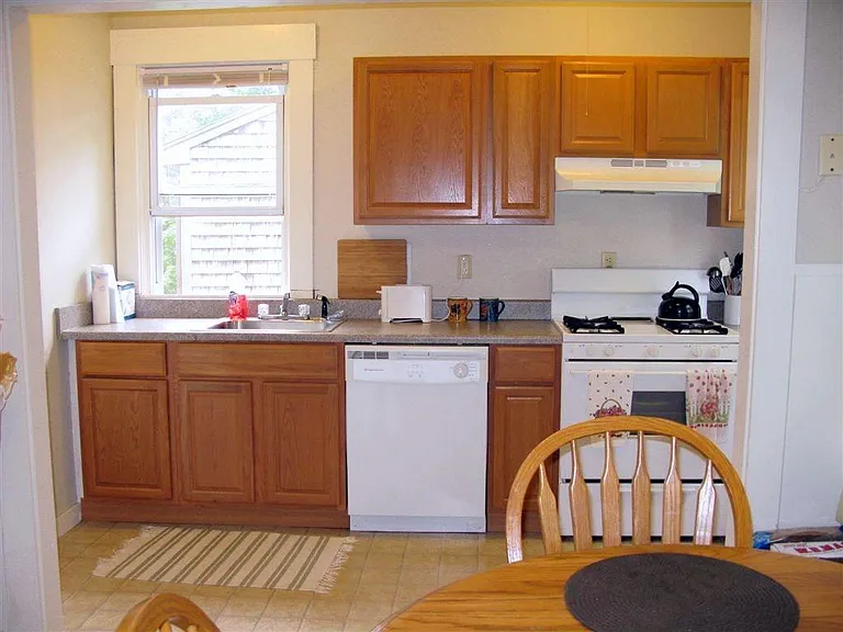 50 Richmond St #1 — Photo 3