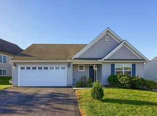 290 Azalea Dr, Windsor, PA 17366