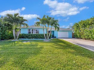 1916 Pleasant Dr, North Palm Beach, FL 33408