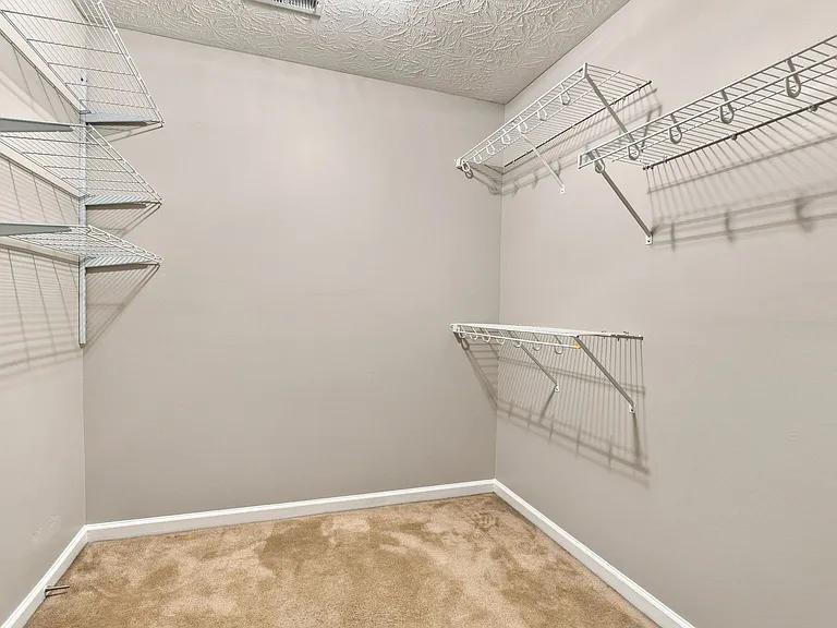 3901 Winthrop Dr — Photo 27