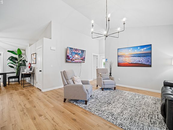 3rd image of 3412 NE 166th Ave