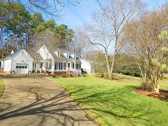 2nd image of 8613 Windjammer Dr