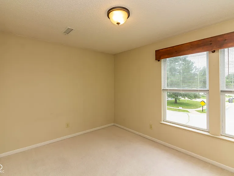 8602 Belle Union Dr — Photo 15