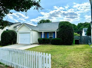 957 Stinson Ave, Holly Springs, NC 27540