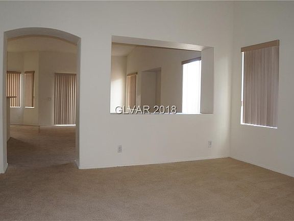 4th image of 724 Mission Del Oro Ave