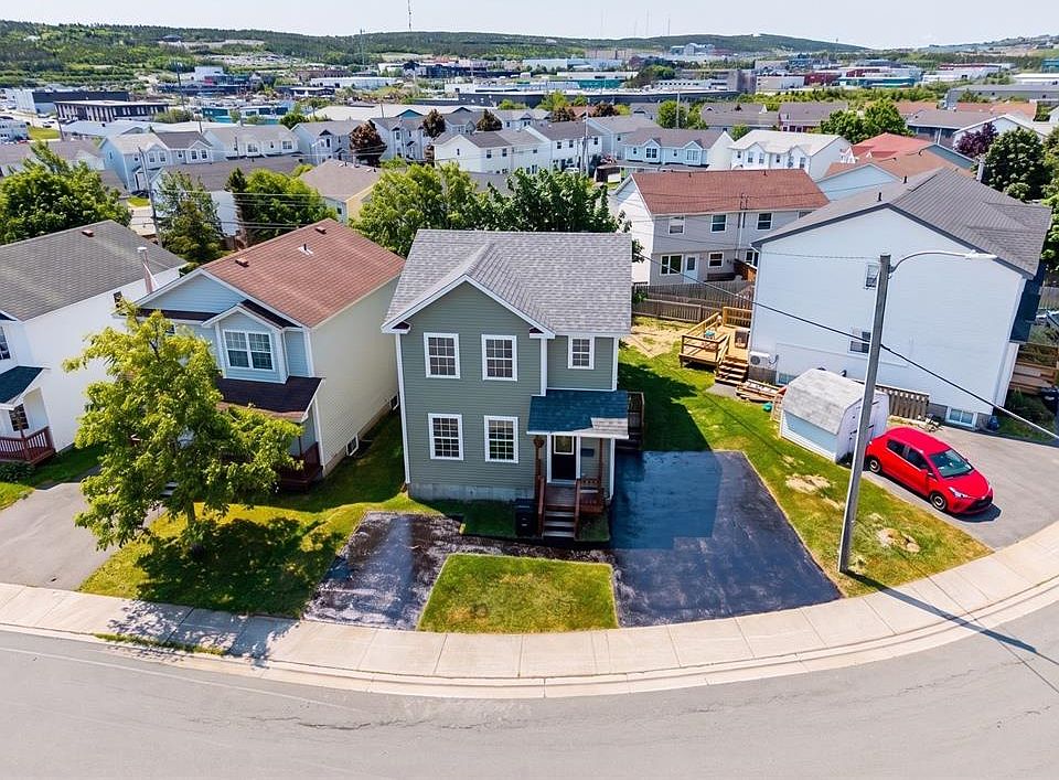 1st image of 90 Moss Heather Drive
