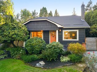 7221 SW Brier Pl, Portland, OR 97219