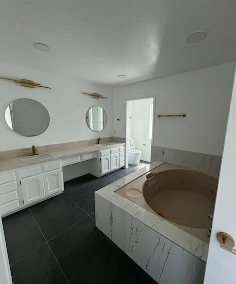 10974 Hillhaven Ave — Photo 3