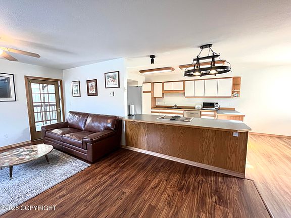 5th image of 705 Haugen Dr #A & B