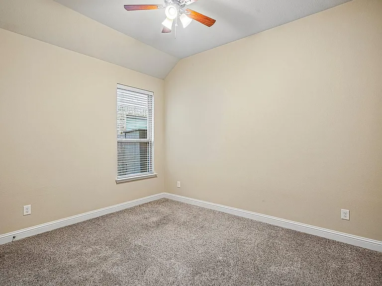 4850 Palomar Ln — Photo 18