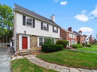 19605 Winslow Rd, Shaker Heights, OH 44122