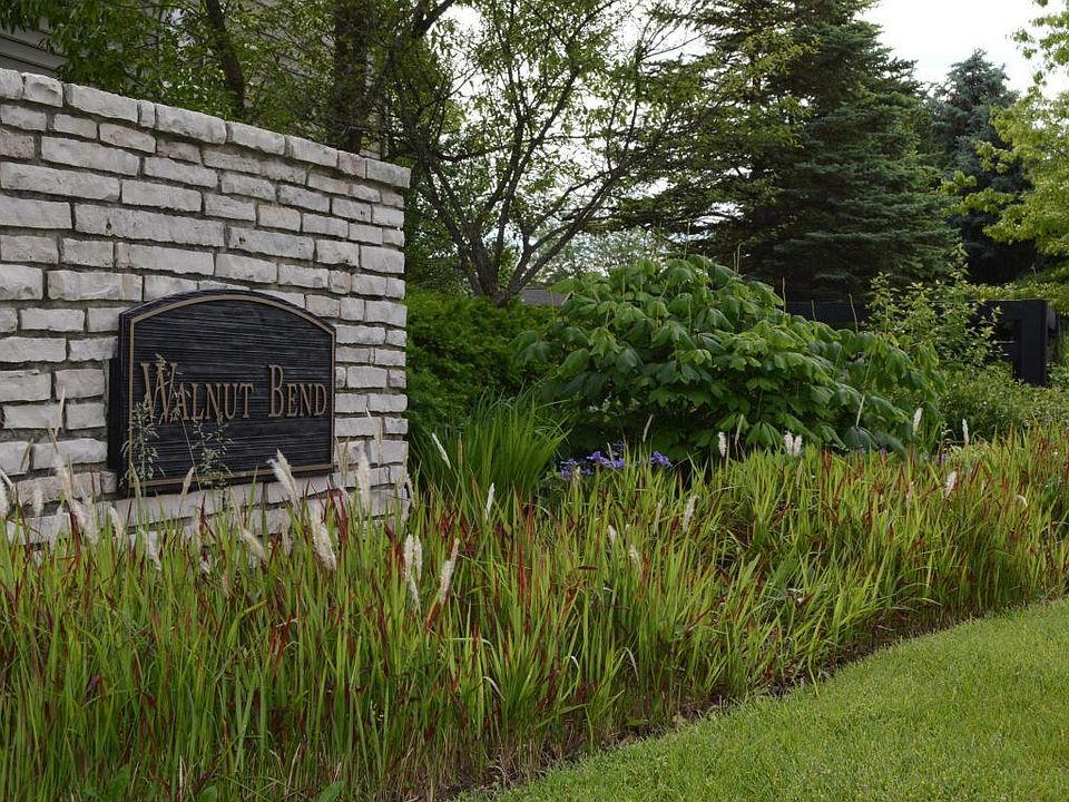 1st image of 301 Abbotsbury Dr