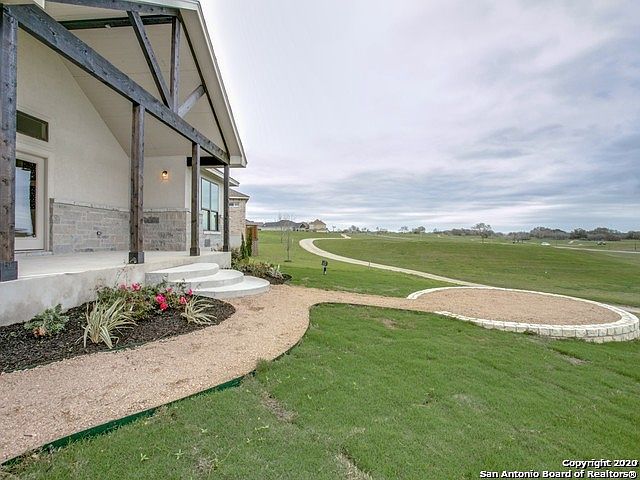 2nd image of 176 Fairway Dr