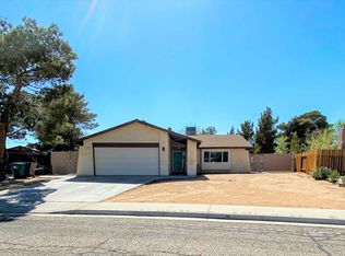 205 Kimberly Ln, Ridgecrest, CA 93555