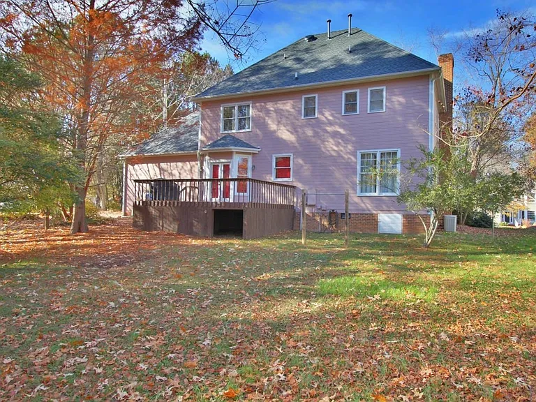 3425 Cottonwood Dr — Photo 3