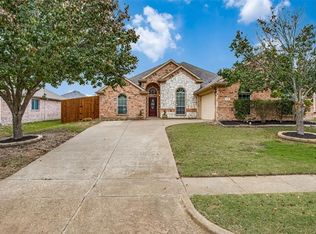 114 Richard Ln, Red Oak, TX 75154