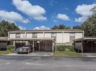 8634 Lake Isle Dr, Temple Terrace, FL 33637