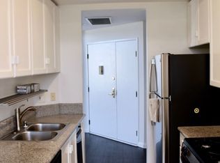 8915 Burton Way APT 403, Los Angeles, CA 90048