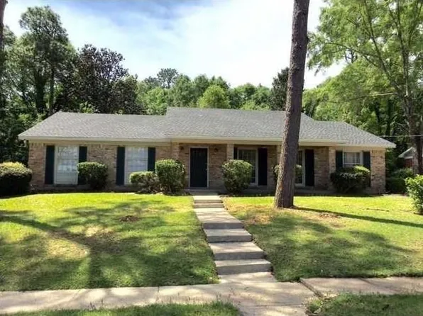 6225 Parkwood Dr W, Mobile, AL 36608