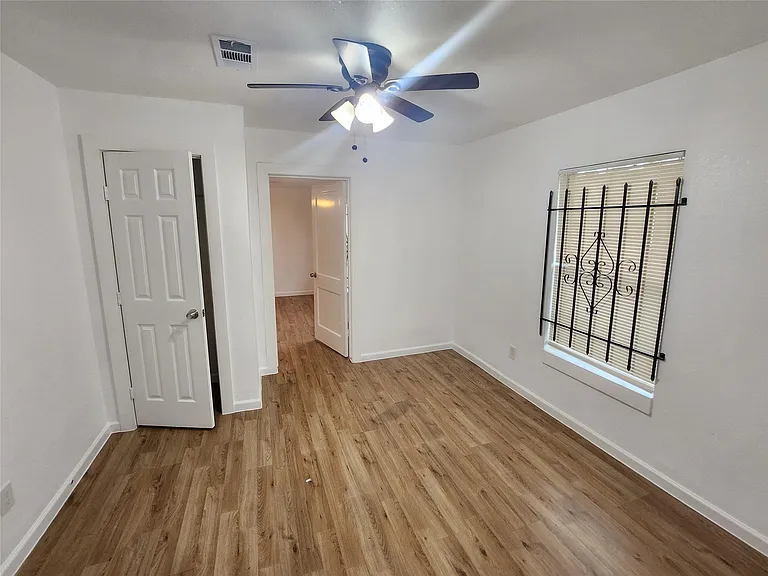 3206 Anita St — Photo 13