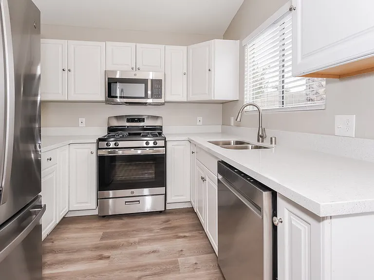 5225 Panguitch Dr — Photo 8