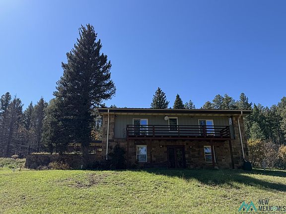 4th image of 26 Camino Verde St