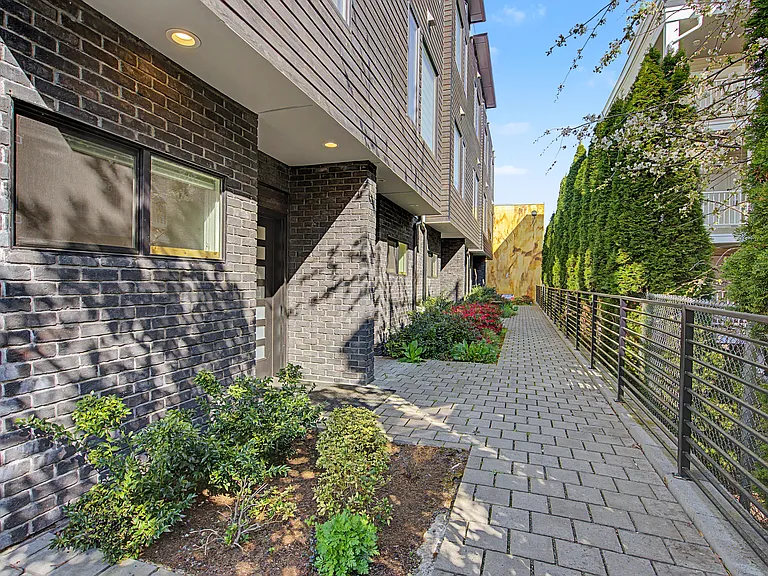 17342 Bothell Way NE #A — Photo 37