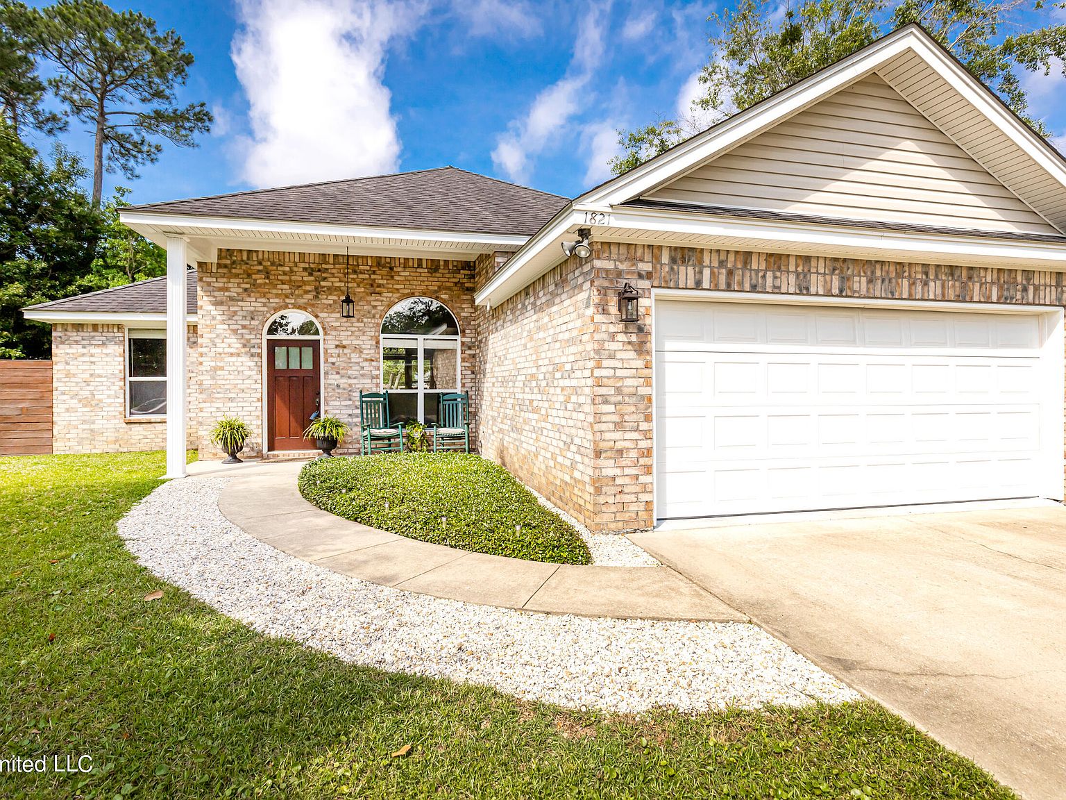 1821 Bonsecur Cv, Gautier, MS 39553 Zillow