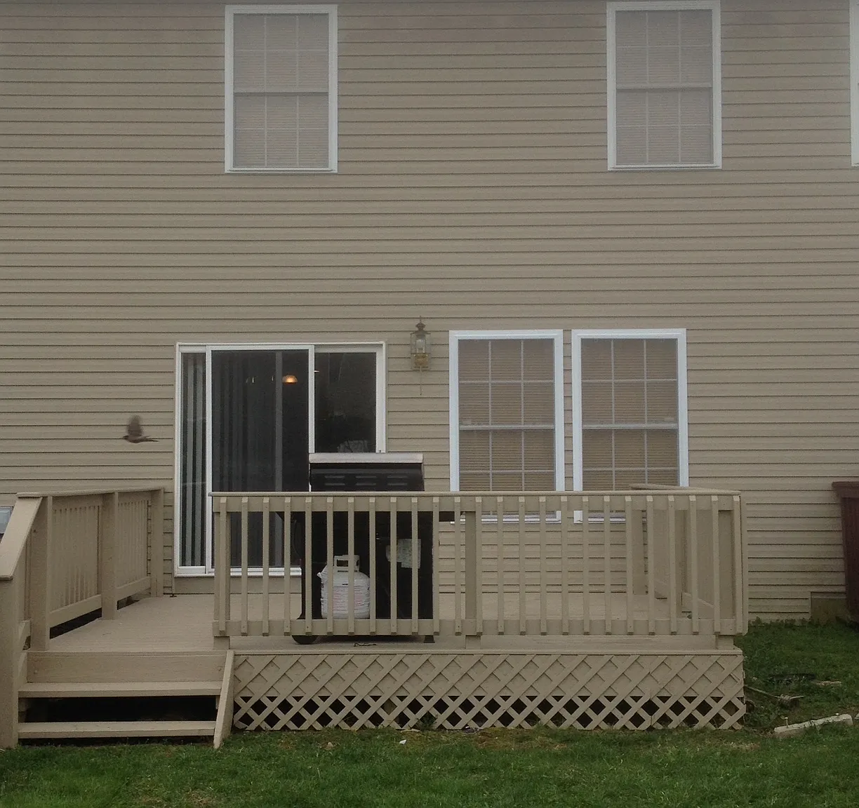 3 bed, 2.5 bath, 1640 sqft, $2,400 — Photo 4