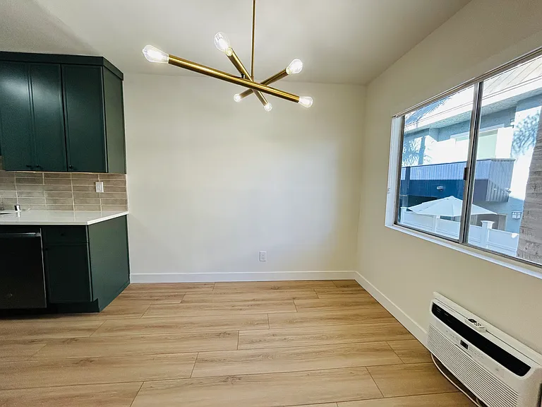12610 - 12626 Mitchell — Photo 9