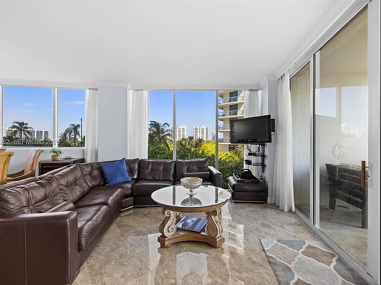 18671 Collins Ave #404 — Photo 17