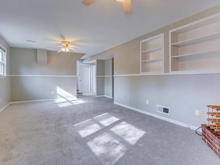 6417 Earlham Dr — Photo 29