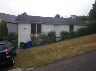 1736 Walnut Ave SW, Seattle, WA 98116